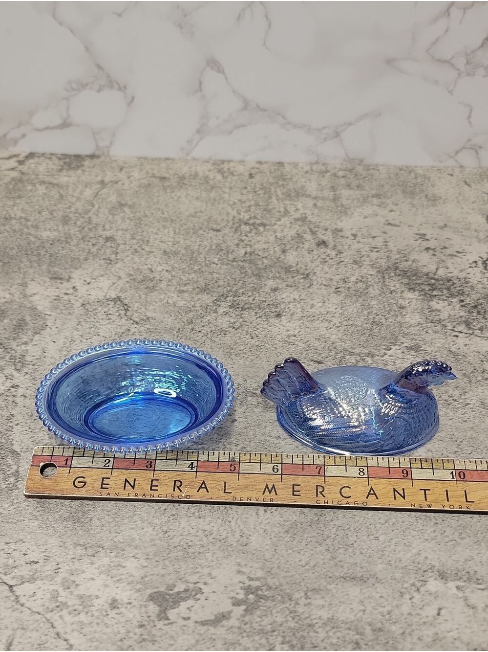 Blue Carnival Glass Hen on a nest - Picture 7 of 9